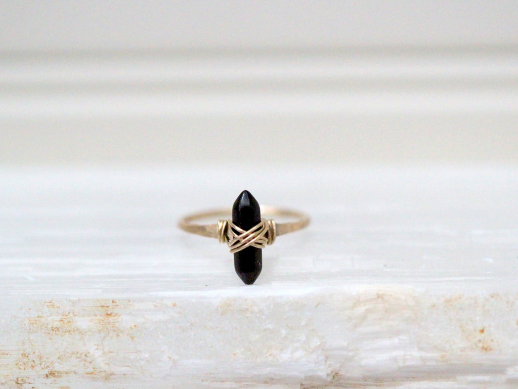 Crest Ring - Obsidian