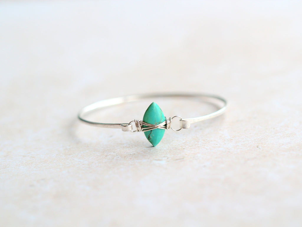 Lasso Bangle