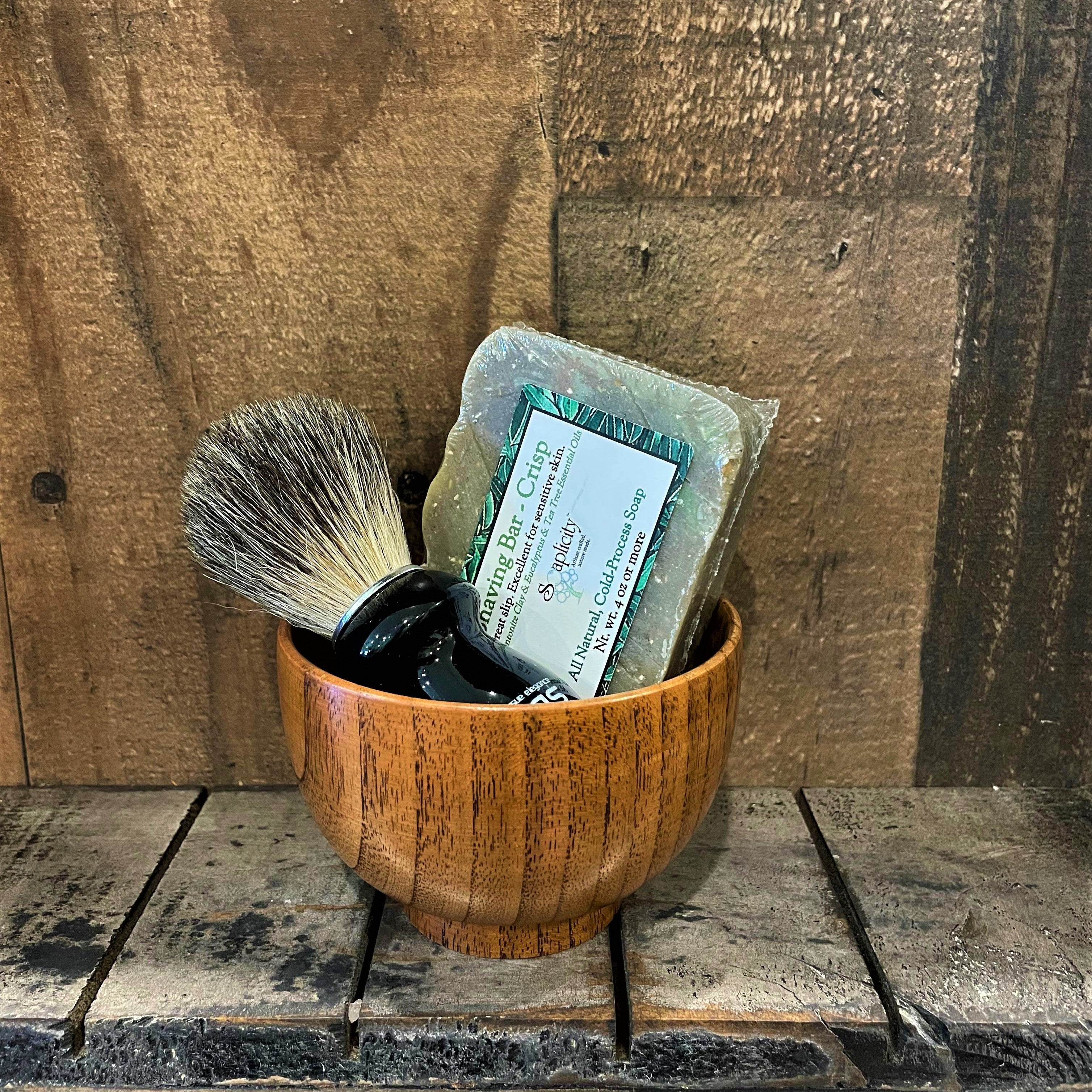 Soaplicity Men's Shaving Sets in Black/Datewood
