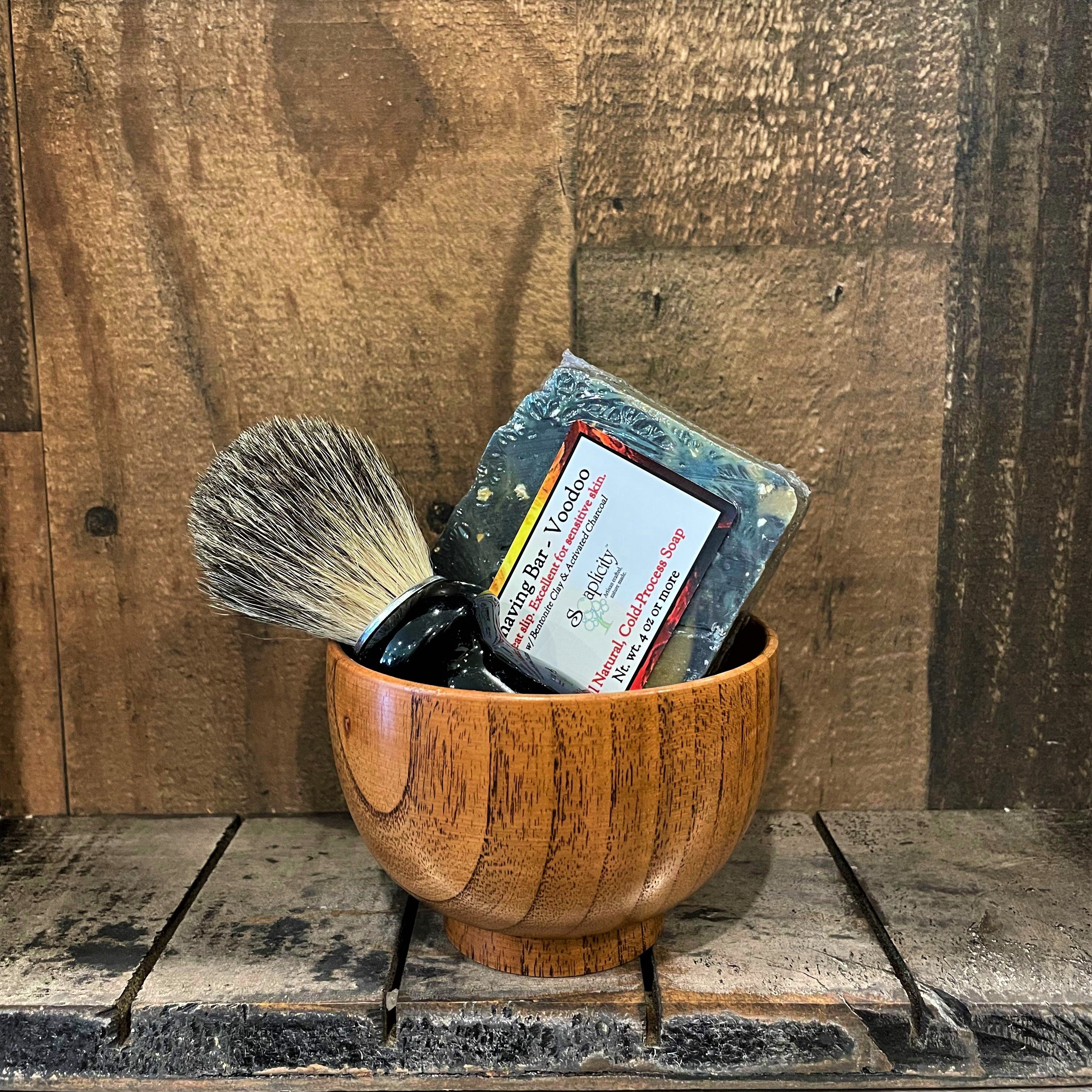 Soaplicity Men's Shaving Sets in Black/Datewood