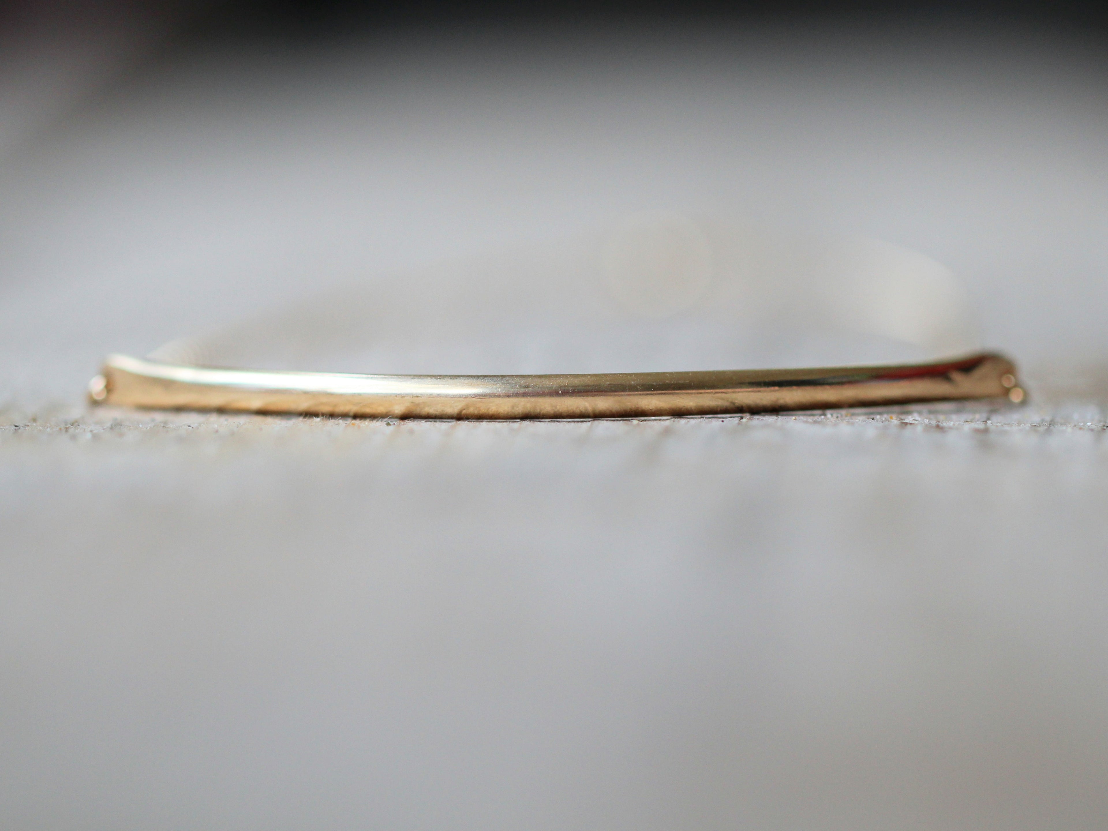 Modern Bar Choker