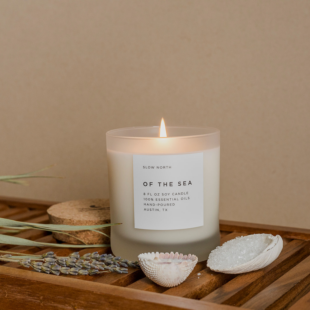 Slow North Of The Sea - Signature Soy Candle – Eucalyptus, Lavender & Peppermint