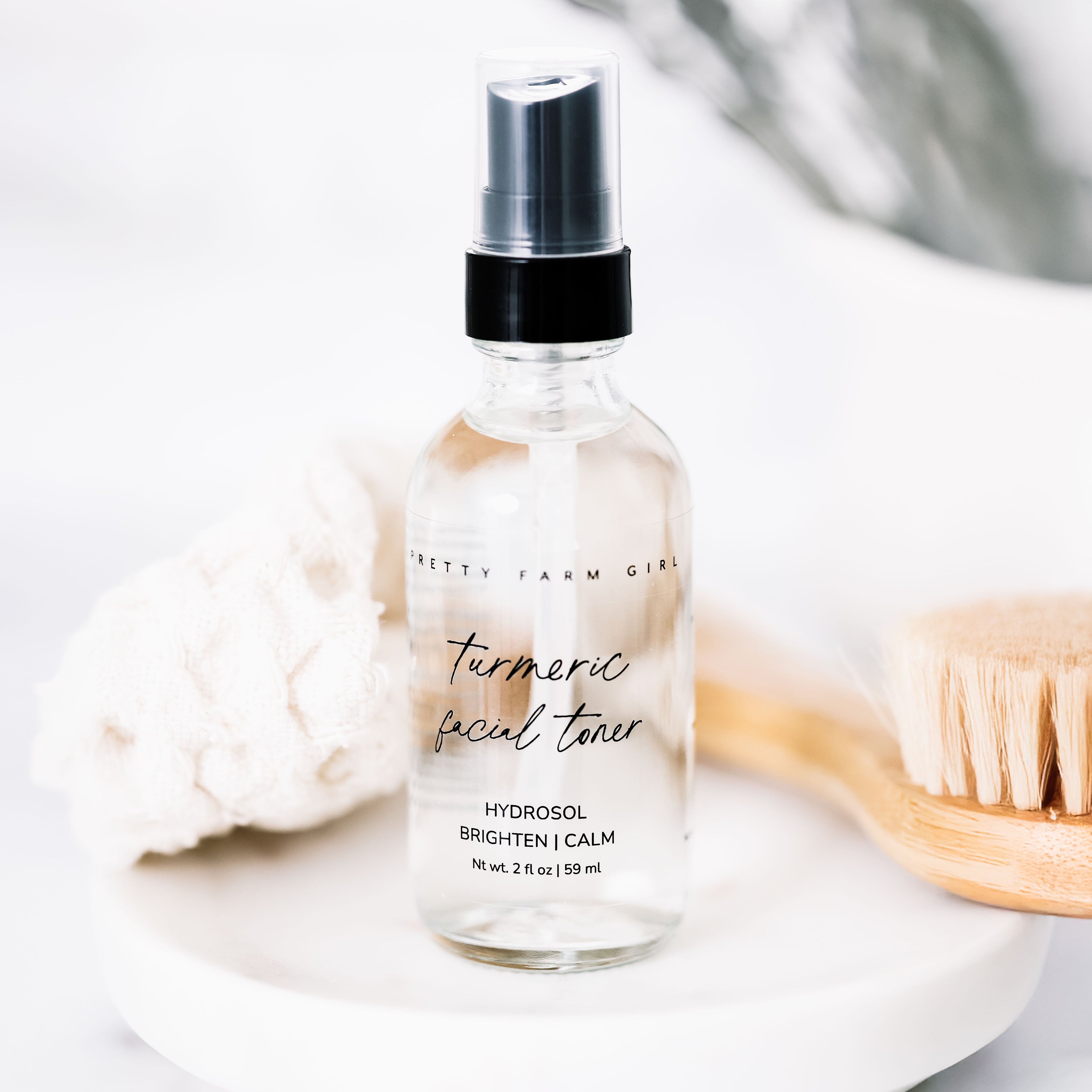 Pretty Farm Girl Organic Turmeric Facial Toner for Evening Skin Tone