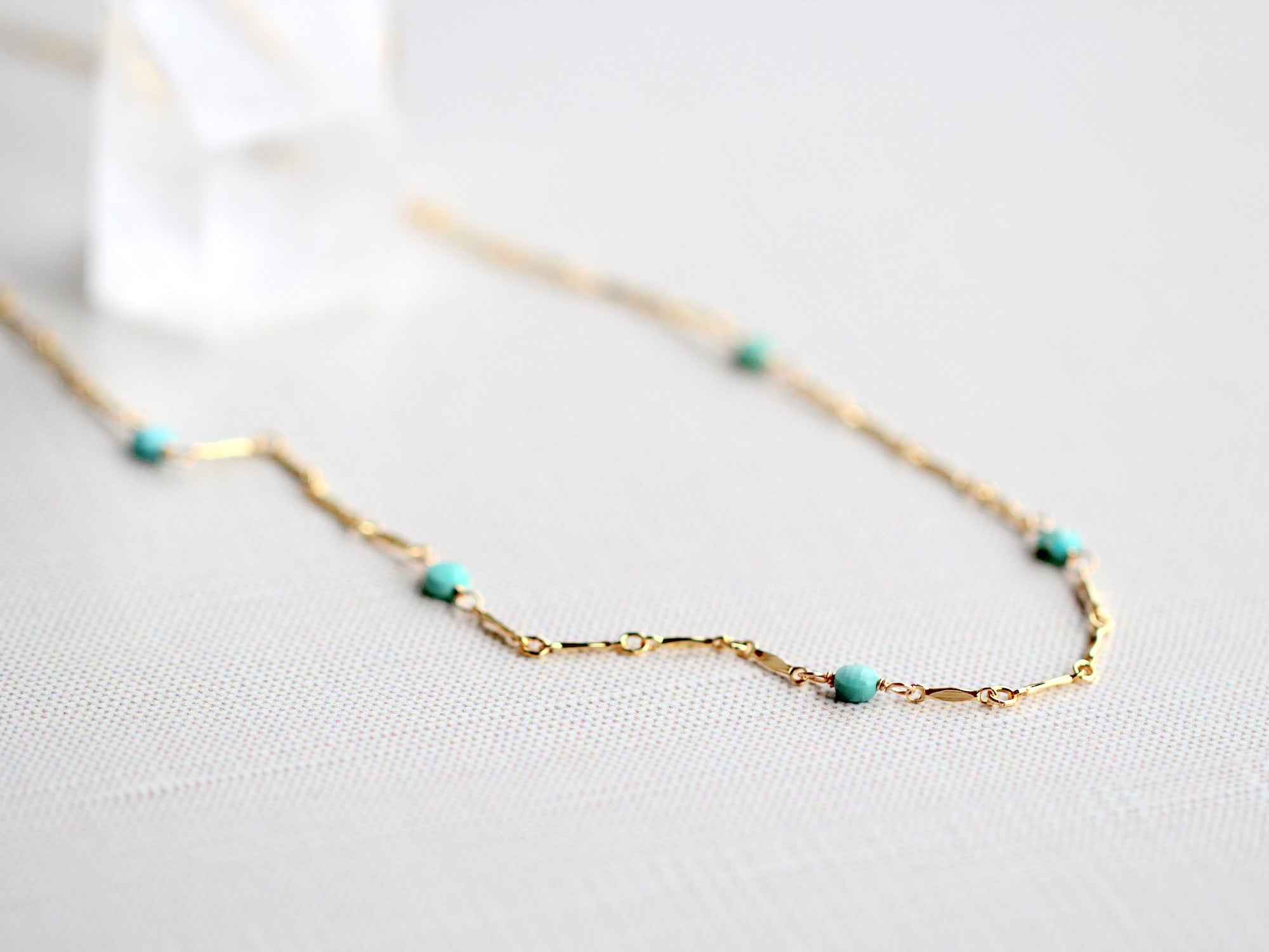 Scalloped Turquoise Choker - As Seen On Home Economics