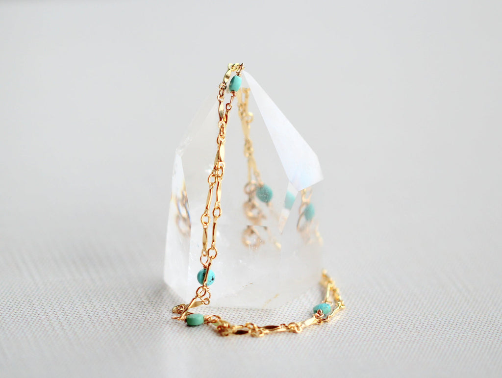 Scalloped Turquoise Choker - As Seen On Home Economics