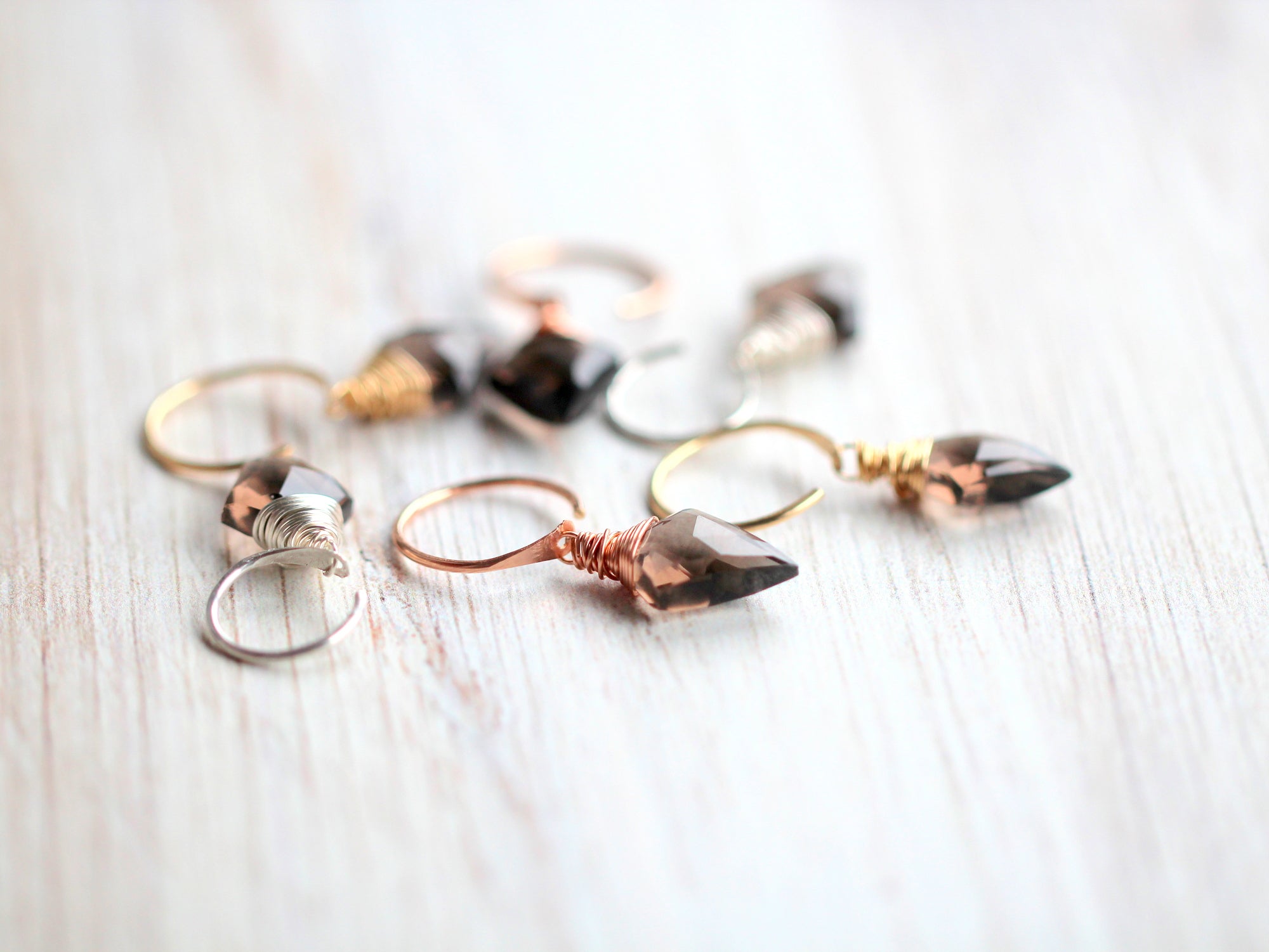 Arrow Dangle Hugs - Smoky Quartz