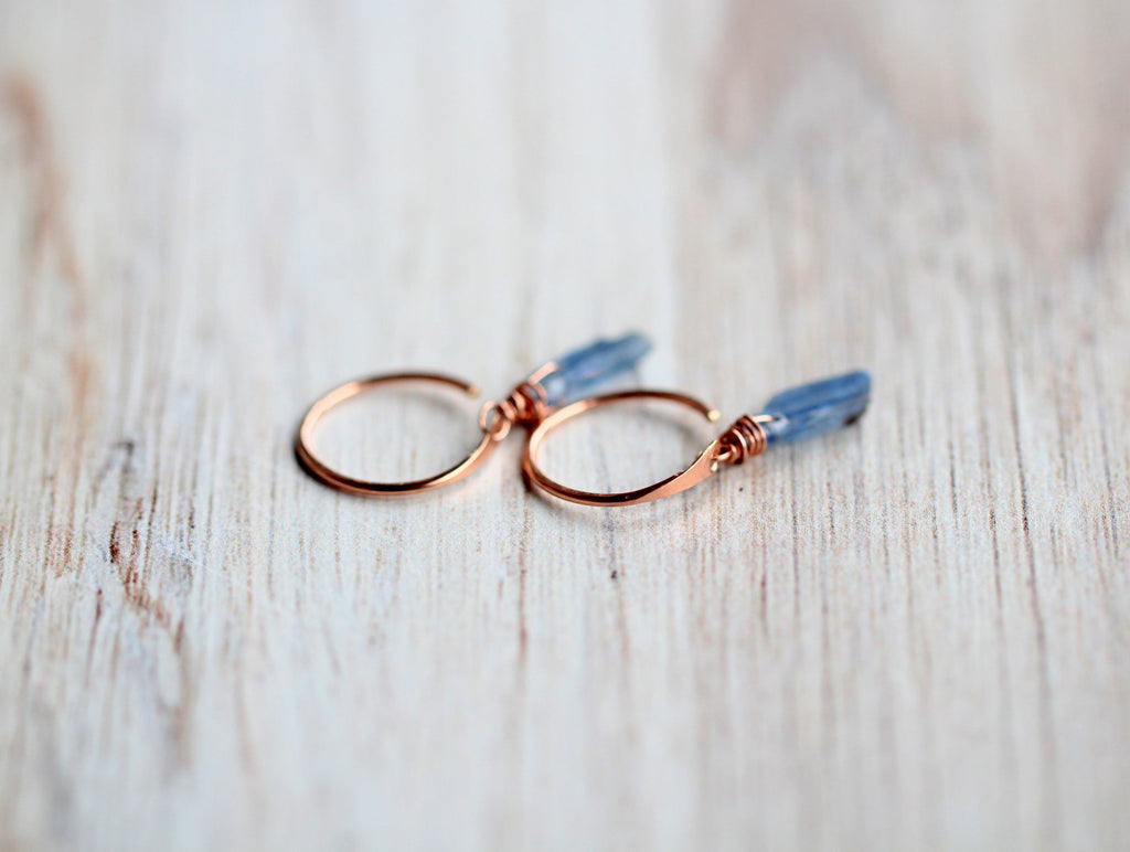 Kyanite Dangle Hugs