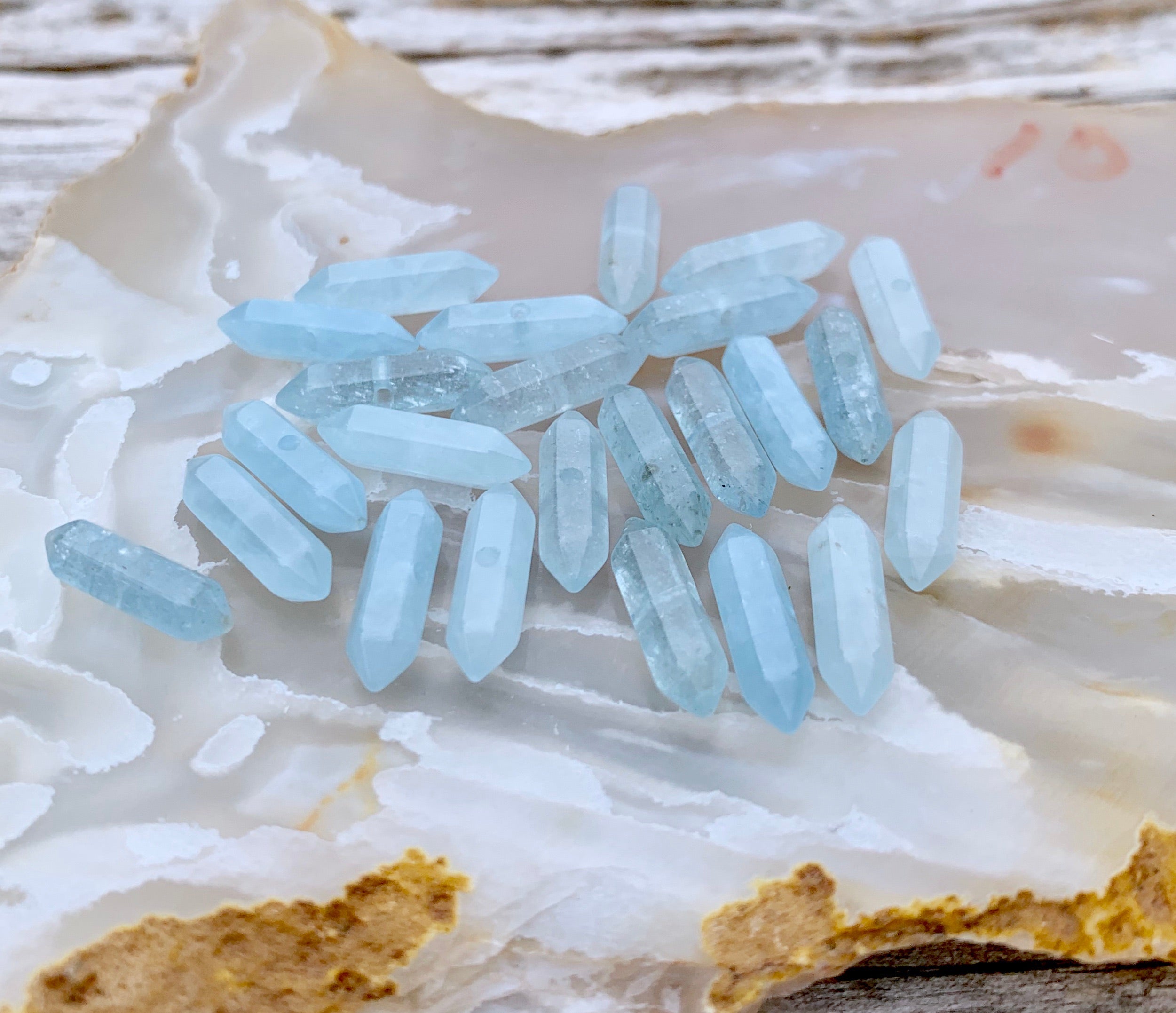 Crest Studs - Aquamarine